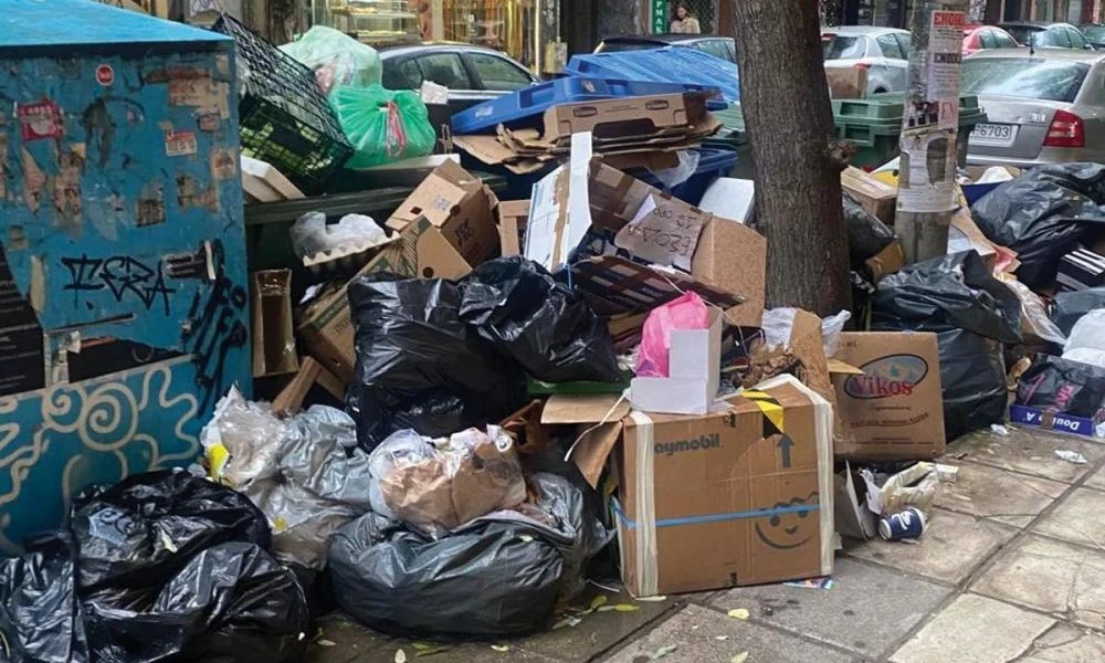 Θεσσαλονίκη: Εισαγγελική έρευνα για τα σκουπίδια στους δρόμους